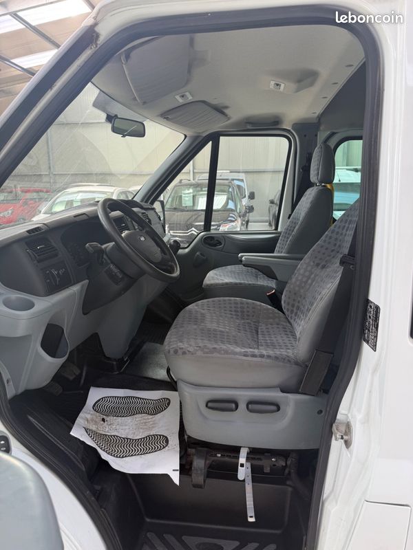 FORD TRANSIT 2.2tdci 85 TPMR tva recuperable personne a mobilité réduite vehicule propre (image 8)