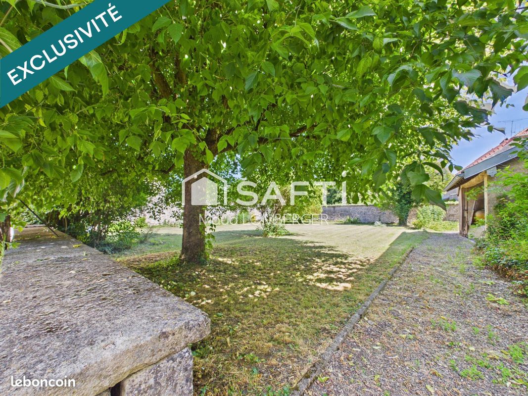Maison 8 pièces 246 m² · à Vellexon-Queutrey-et-Vaudey · 246 m² · 109 000 €