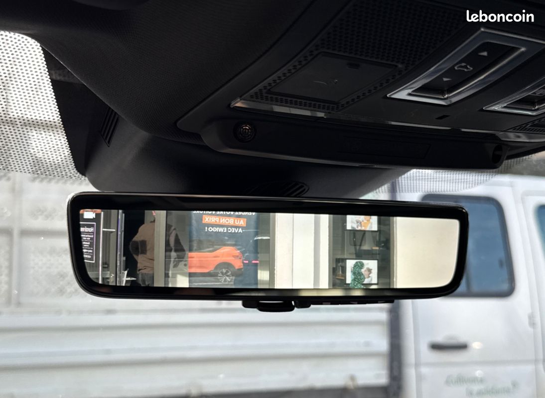 LAND ROVER RANGE ROVER EVOQUE II 1.5 P300E PHEV 4WD R-DYNAMIC HSE BVA8 + TOIT PANO + ATTELAGE + MERIDIAn (image 18)