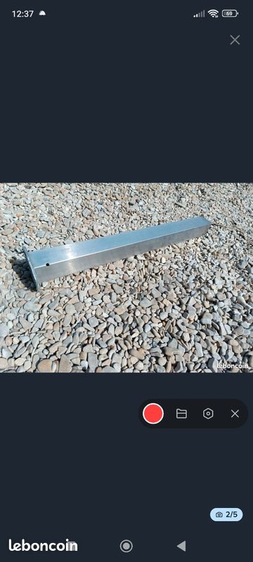Pieds de table carré en metal (image 2)