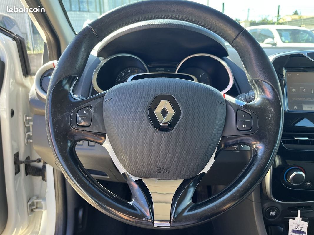Renault CLIO IV 1.5 DCI 75CH ZEN ECO² 90G (image 10)