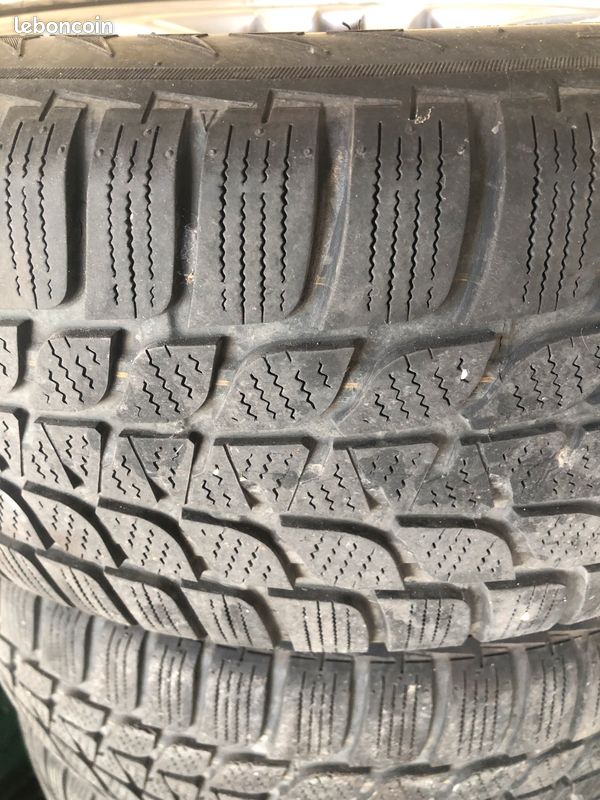 4 roues neige sur Jantes BMW 205 55 R16 Bridgestone Runflat (image 3)