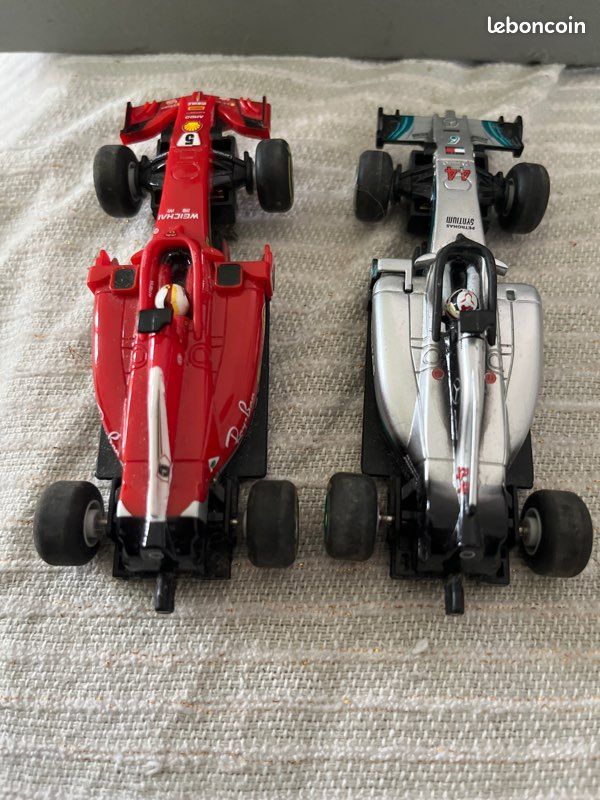 2 voitures F1 Carrera GO circuit (image 8)