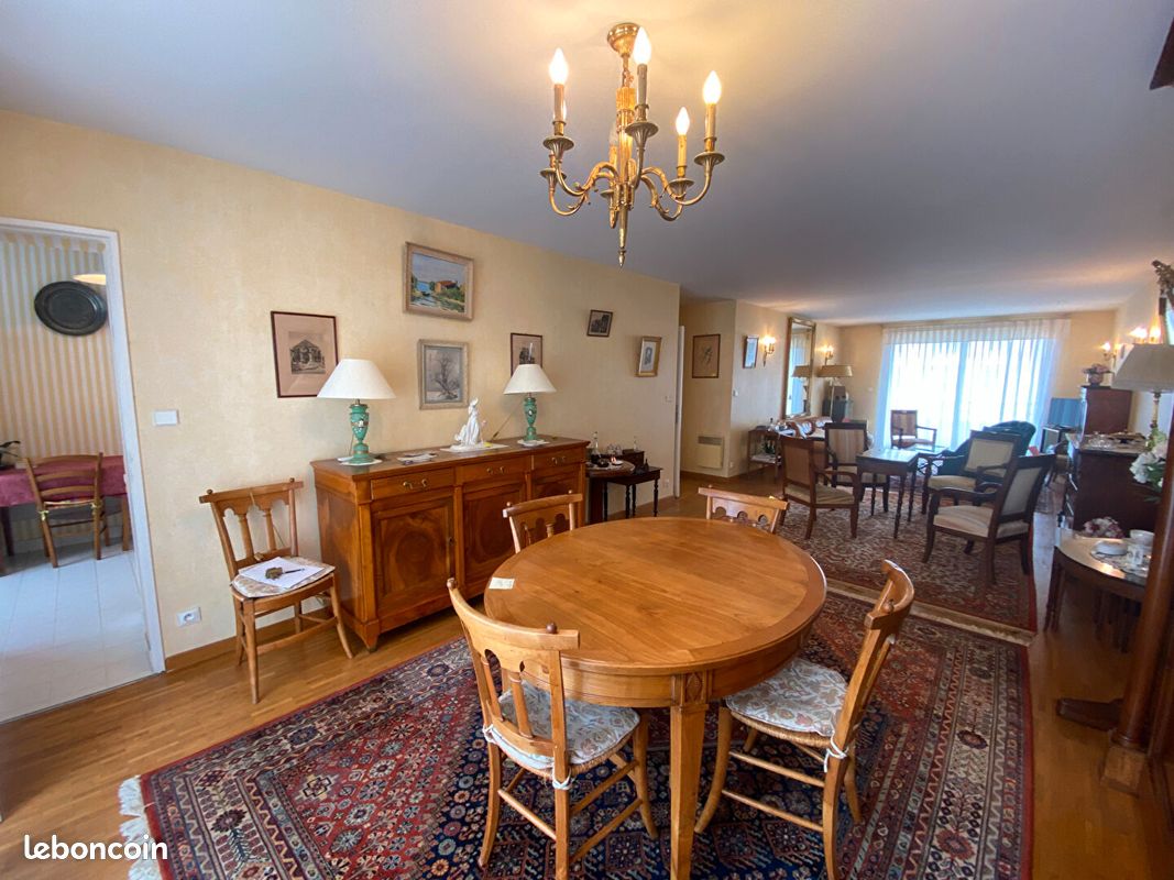 Appartement 7 pièces 165 m² · à Angers · 165 m² · 677 000 €
