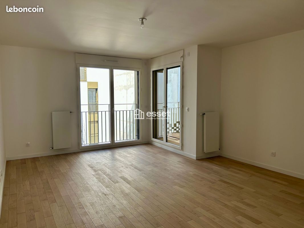 Appartement 4 pièces 81 m² · à Courbevoie · 81 m² · 1 990 €