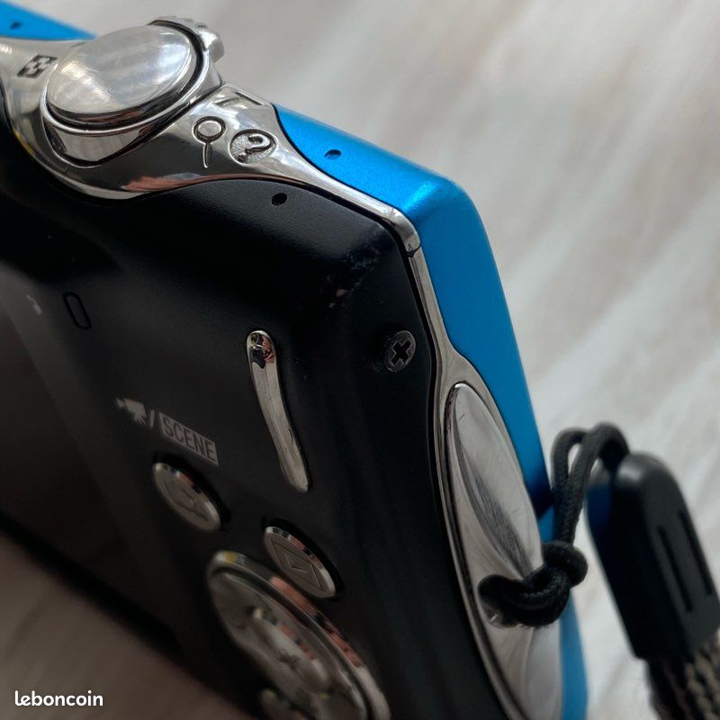 Nikon Coolpix S3000 Bleu - Pour Pièces / HS - 12MP - Zoom 4x