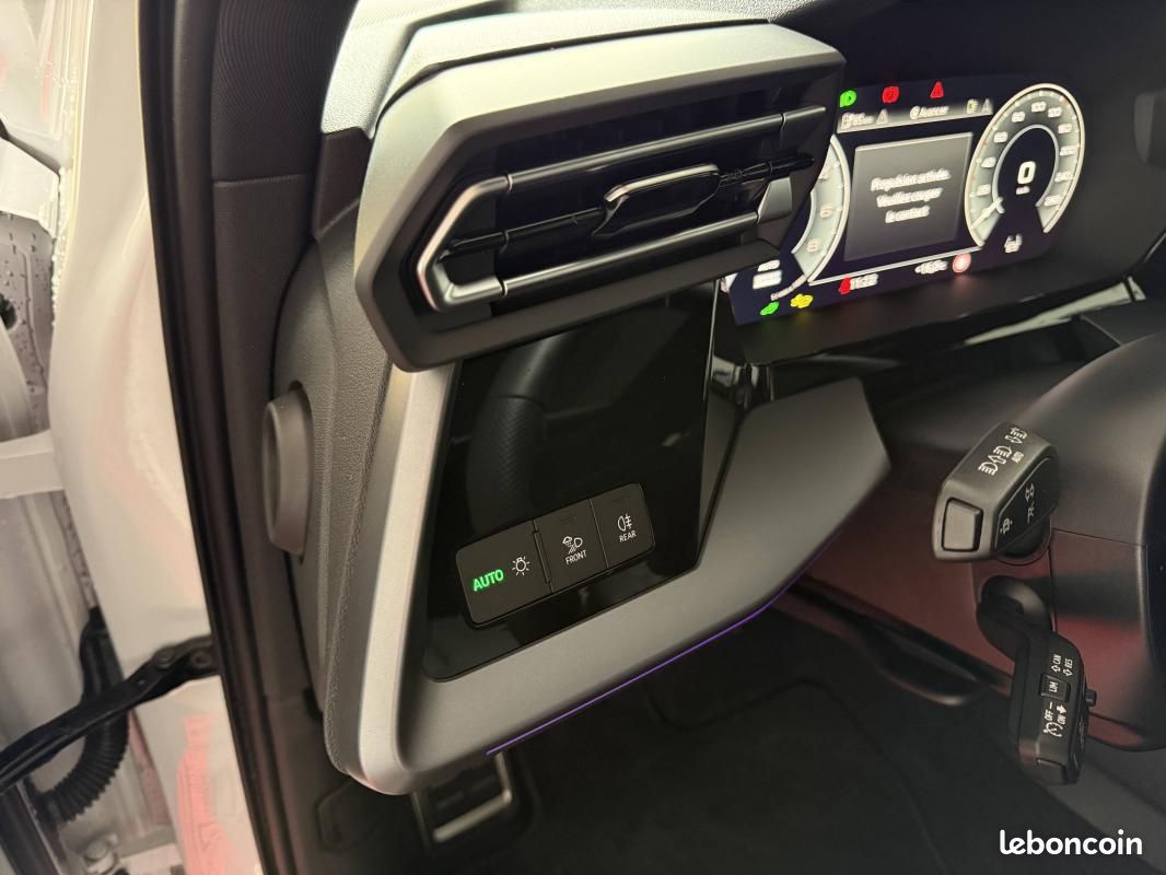 Audi A3 sportback TFSI e Hybride rechargeable 204 S tronic 6 S line (image 17)