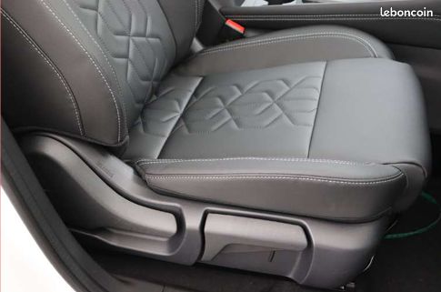 Nissan Qashqai 1.3 MHEV 158ch Mild Hybrid Tekna (image 12)