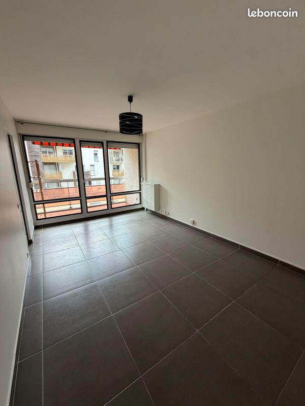 Appartement 2 pièces 50 m² · à Bron · 50 m² · 750 €/mois