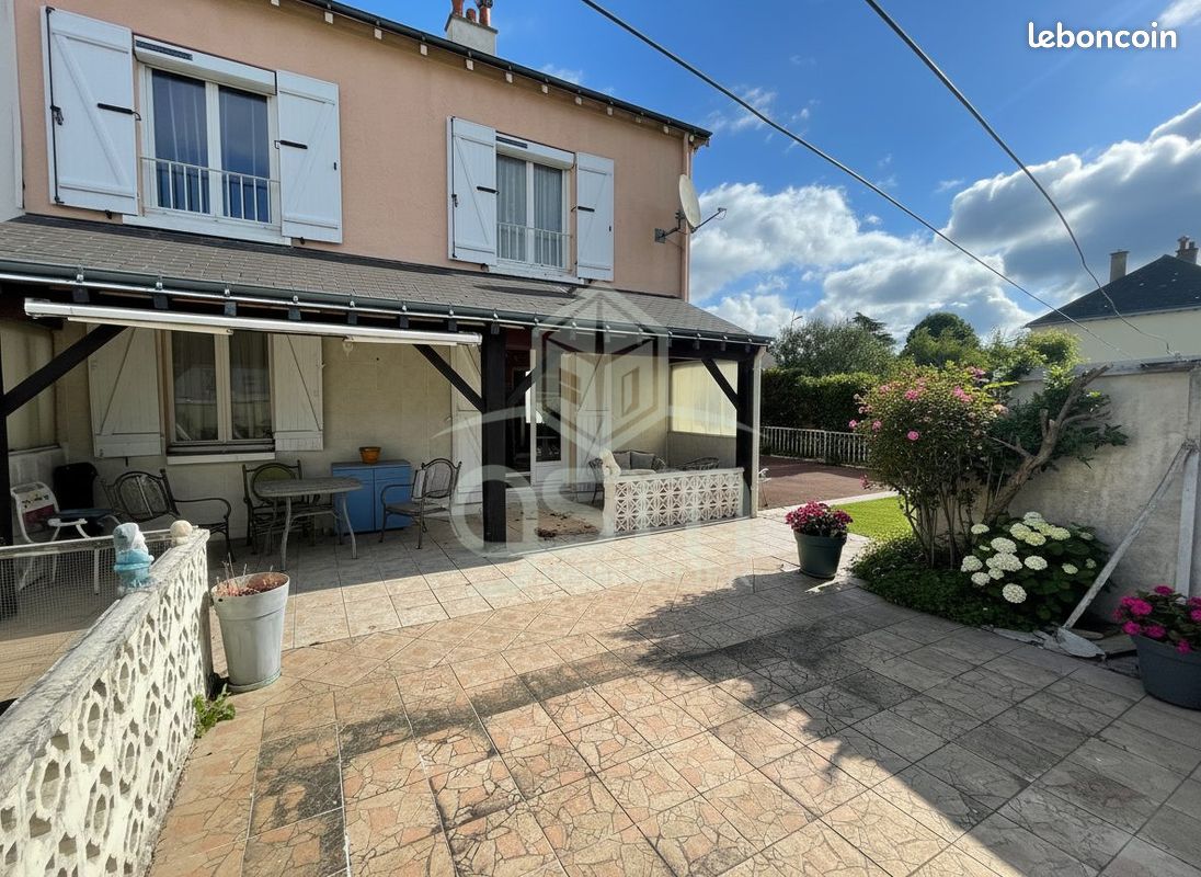 Maison 5 pièces 95 m² · à Esvres · 95 m² · 212 250 €