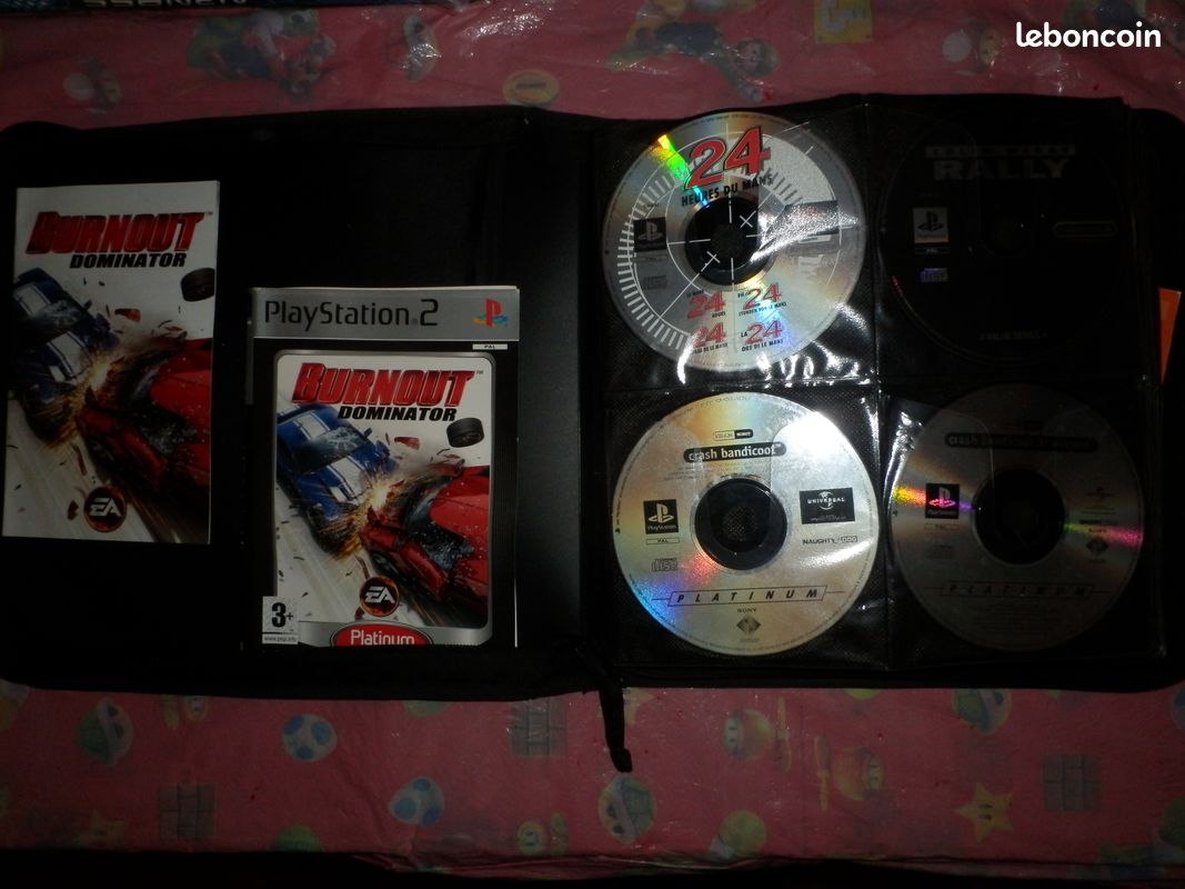 Lot De 16 Jeux Vidéo PC & Wii - Mario, Age Of Empires, Sims, Call Of Duty, Etc.