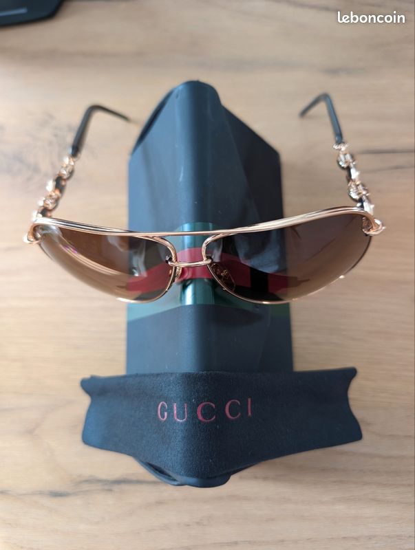 Lunette (image 1)