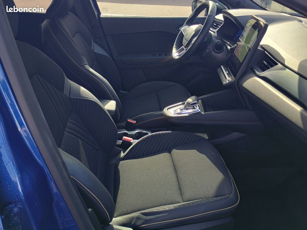 RENAULT Symbioz E-Tech full hybrid 145 Iconic (image 13)