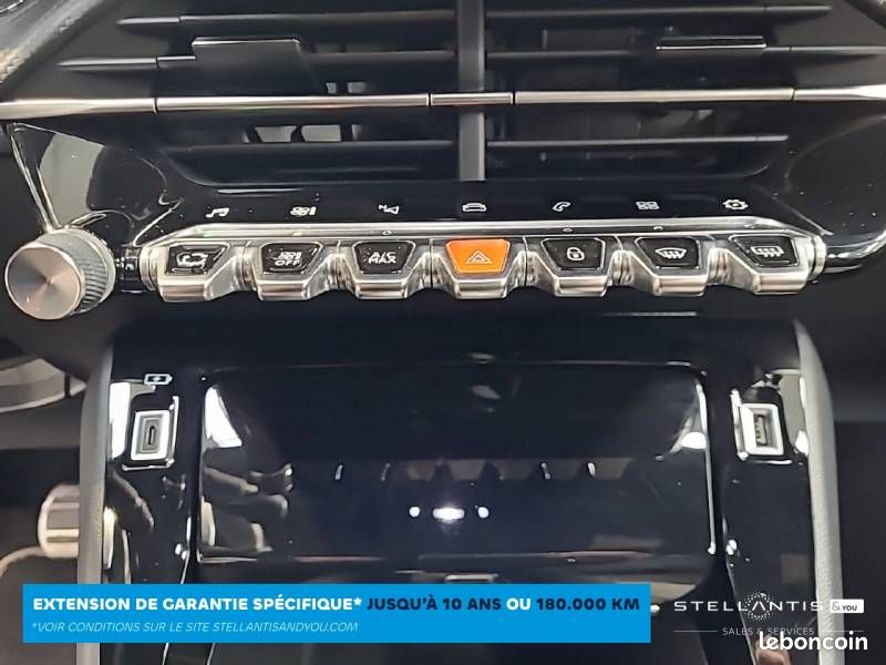 Peugeot 2008 PureTech 130 S&S EAT8 GT (image 19)