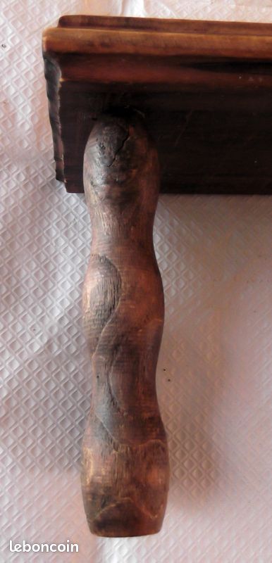 Ancien repose pieds en bois (image 7)