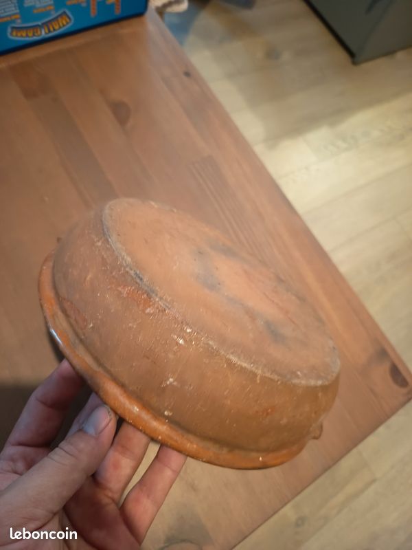Plat en terre cuite (image 3)
