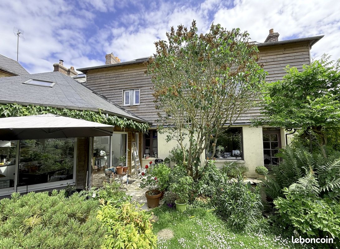 Maison 6 pièces 190 m² · à Bois-Guillaume · 190 m² · 420 000 €