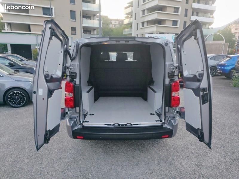 Fiat Scudo Fg XL 2.2 Diesel 180ch Cabine Approfondie Fixe Pack Premium Connect automatique (image 6)