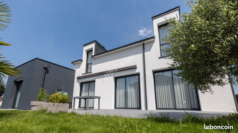 Maison 8 pièces 170 m²