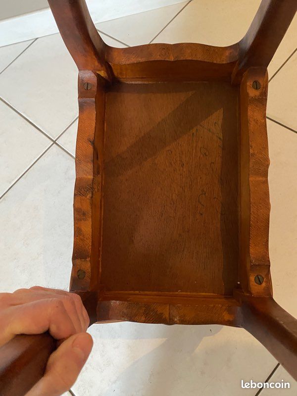 Petite table vintage en merisier (image 3)