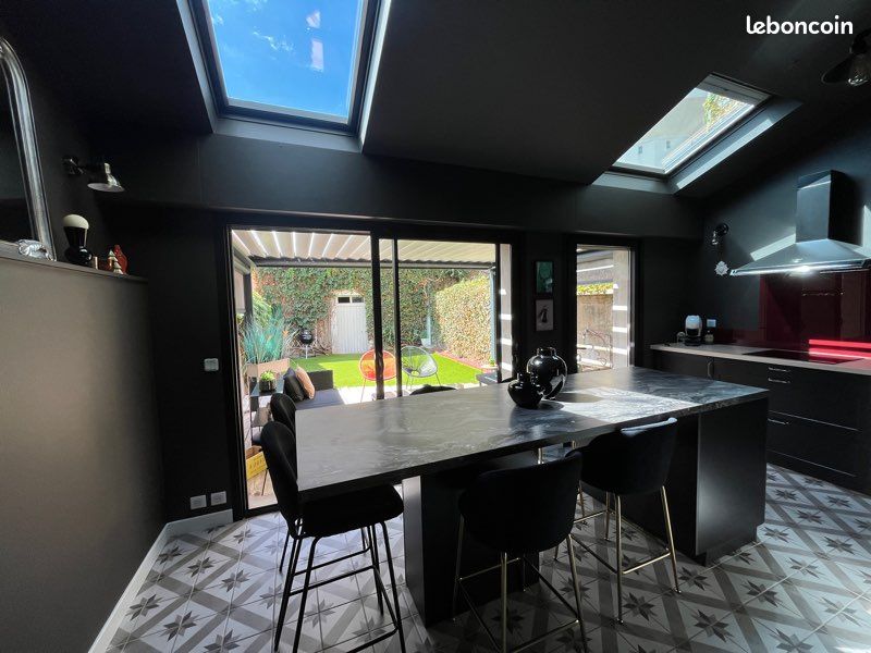 Maison 6 pièces 140 m² · à Châteauroux · 140 m² · 325 000 €
