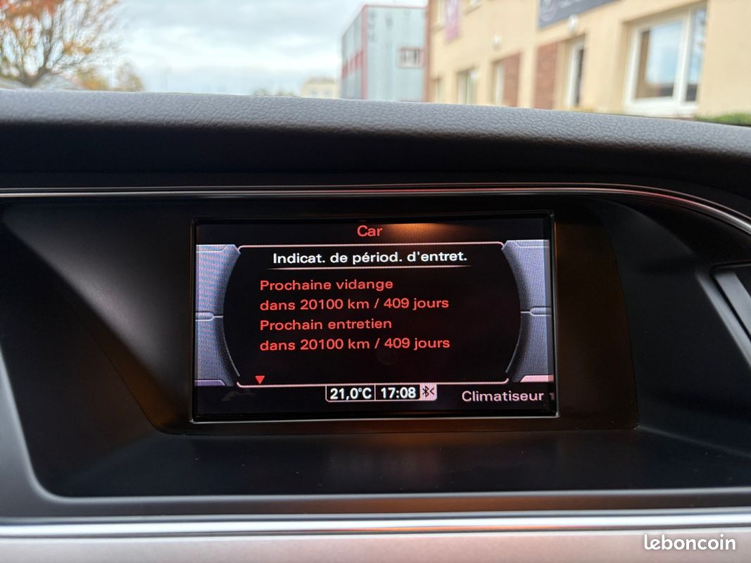 AUDI A5 (2) SPORTBACK 2.0 TDI 190 S LINE QUATTRO S TRONIC 190Ch Garantie 12 mois TRÉS BON ÉTAT SUIVI AUDI (image 22)