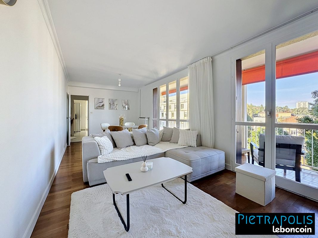 Appartement 4 pièces 69 m² · à Saint-Étienne · 69 m² · 95 000 €