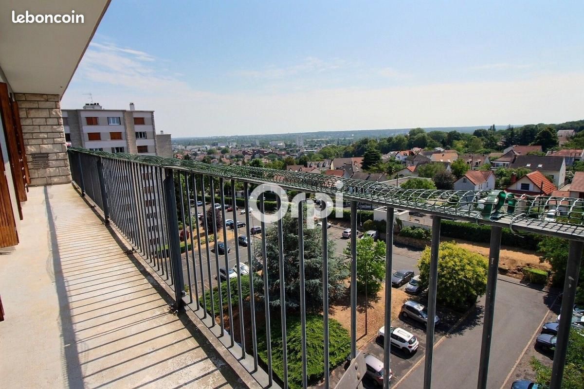 Appartement 5 pièces 104 m² · à Viry-Châtillon · 104 m² · 1 400 €