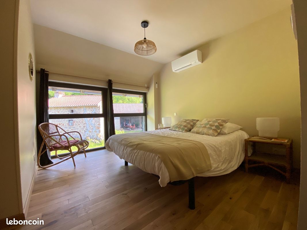 GITE LA BASTIDE EN AUVERGNE 4* avec piscine (image 9)