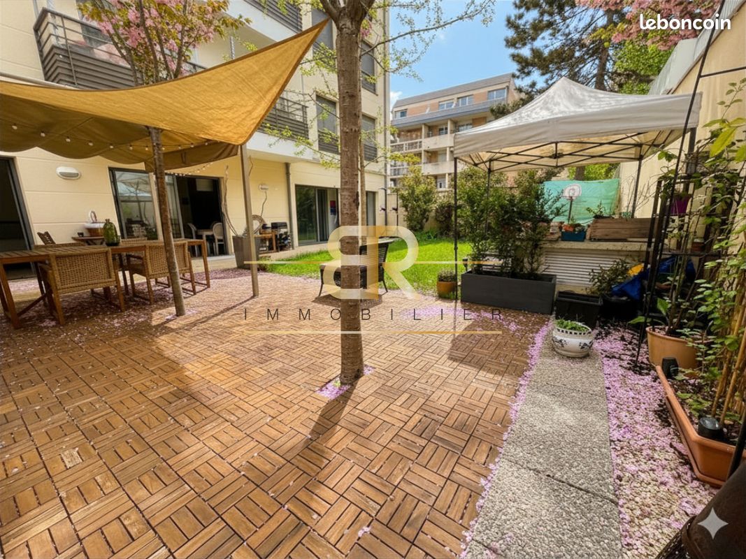 Appartement 4 pièces 120 m² · à Charenton-le-Pont · 120 m² · 999 000 €
