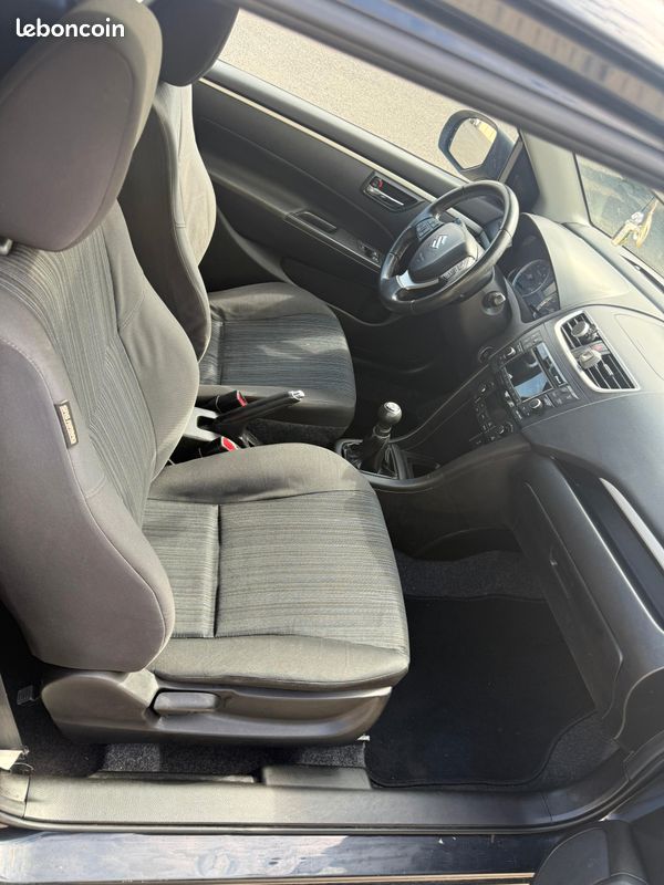 SUZUKI SWIFT III 1.3 DDiS Edition Limitée so chic (image 4)