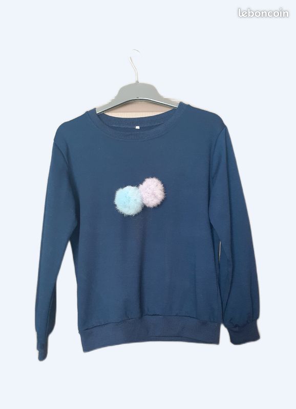 Sweat shirt (image 1)