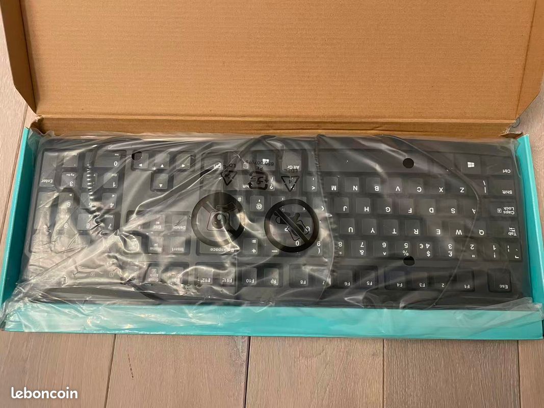 Clavier QWERTY Logitech K120 (image 1)
