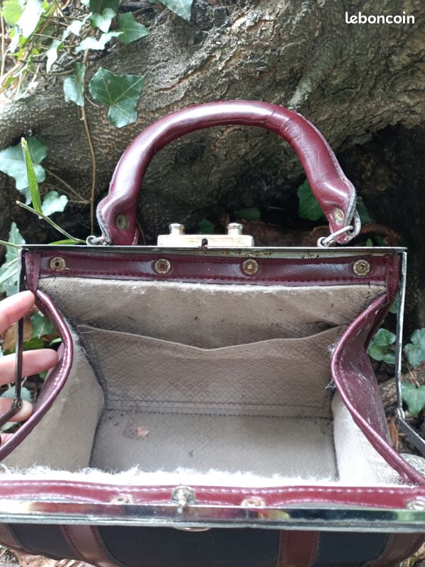 Sac à main style victorien - France