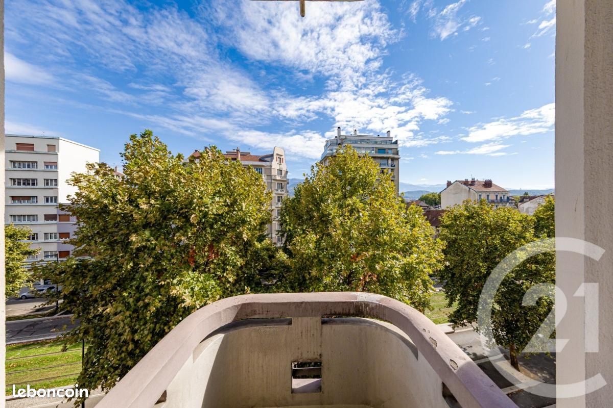 Appartement 2 pièces 60 m² · à Grenoble · 60 m² · 125 000 €
