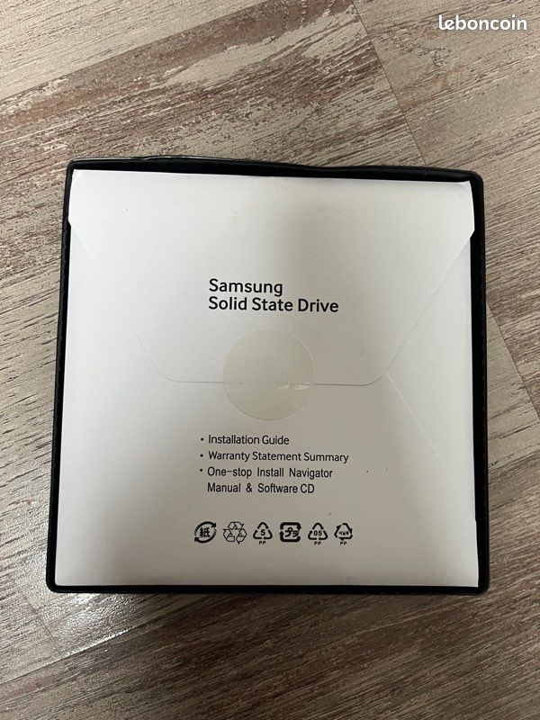 💾 SSD Samsung 850 EVO – 500 Go – Excellent état Accessoires