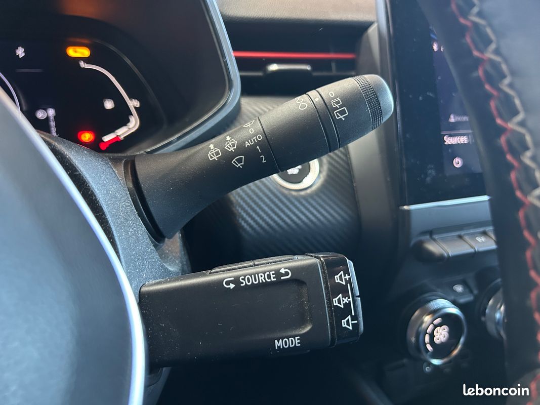 RENAULT CLIO 1.6 E-TECH 140 Ch HYBRID - 21 R.S. Line - ENTRETIEN POUR LA VENTE (image 26)