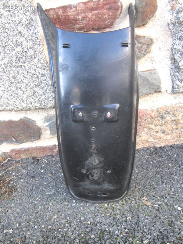 Pièce Yamaha DT 80 MX Carénage / Garde-boue Arrière Référence 5J0-00