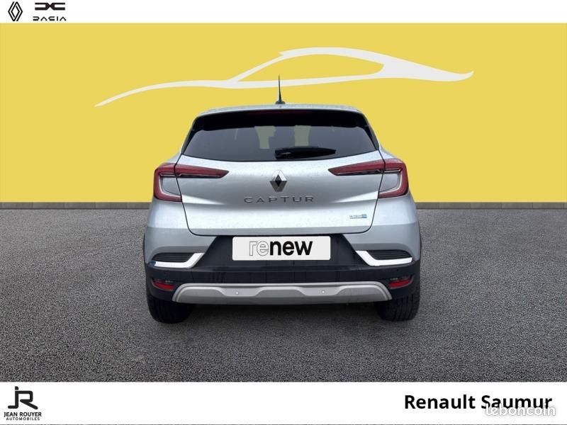 Renault Captur 1.6 E-Tech Plug-in 160ch Intens (image 3)