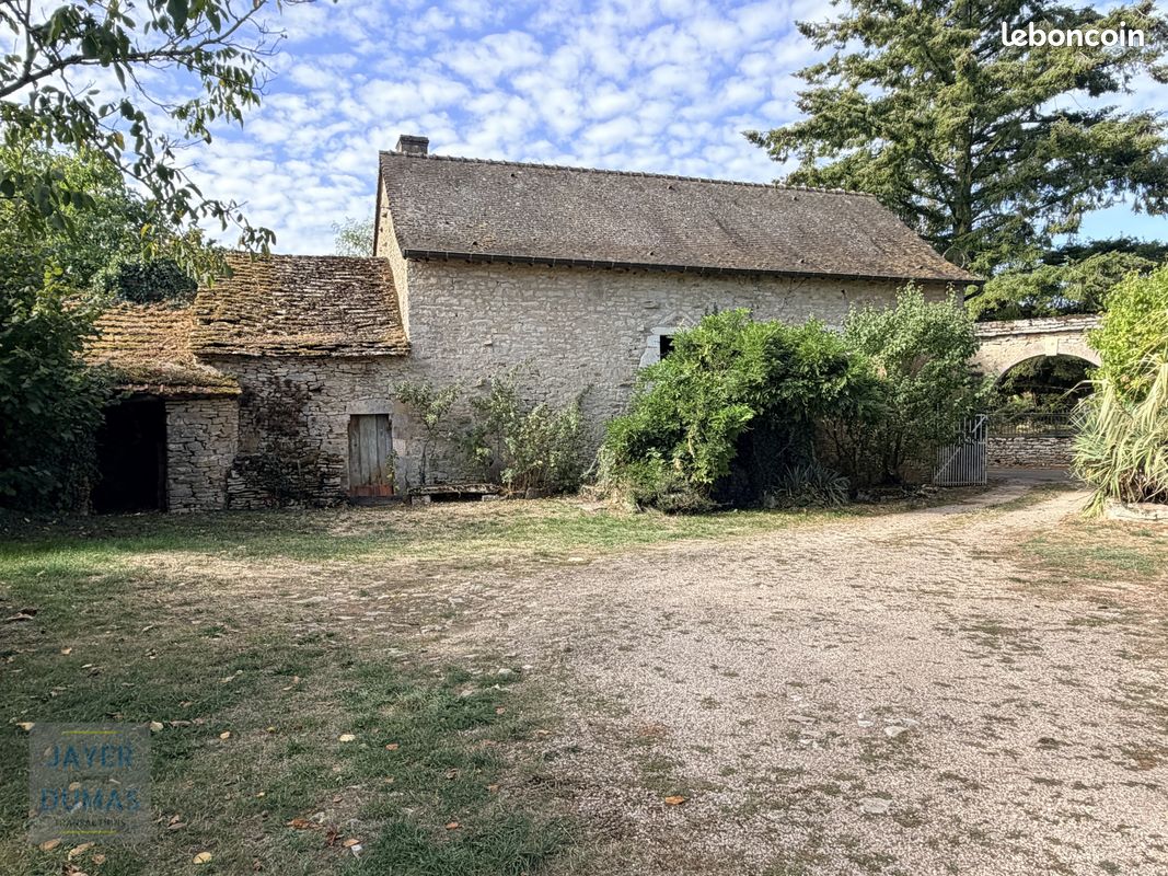 Maison 3 pièces 70 m² · à Saint-Martin-sous-Montaigu · 70 m² · 128 000 €