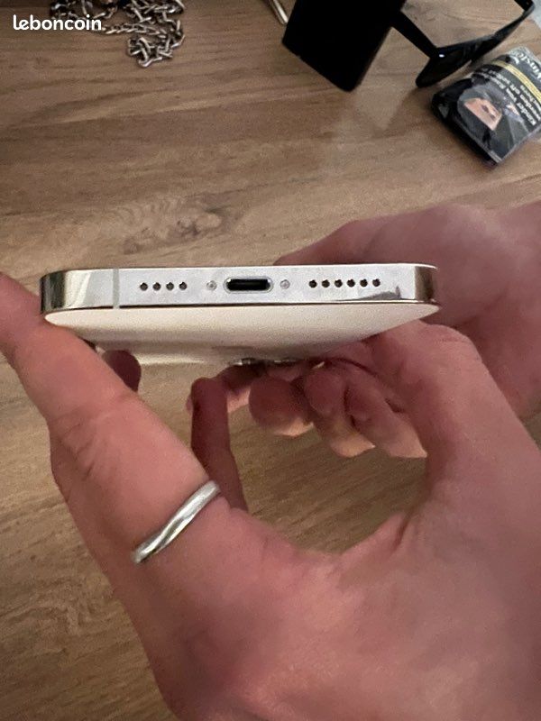IPhone 12pro max (image 6)