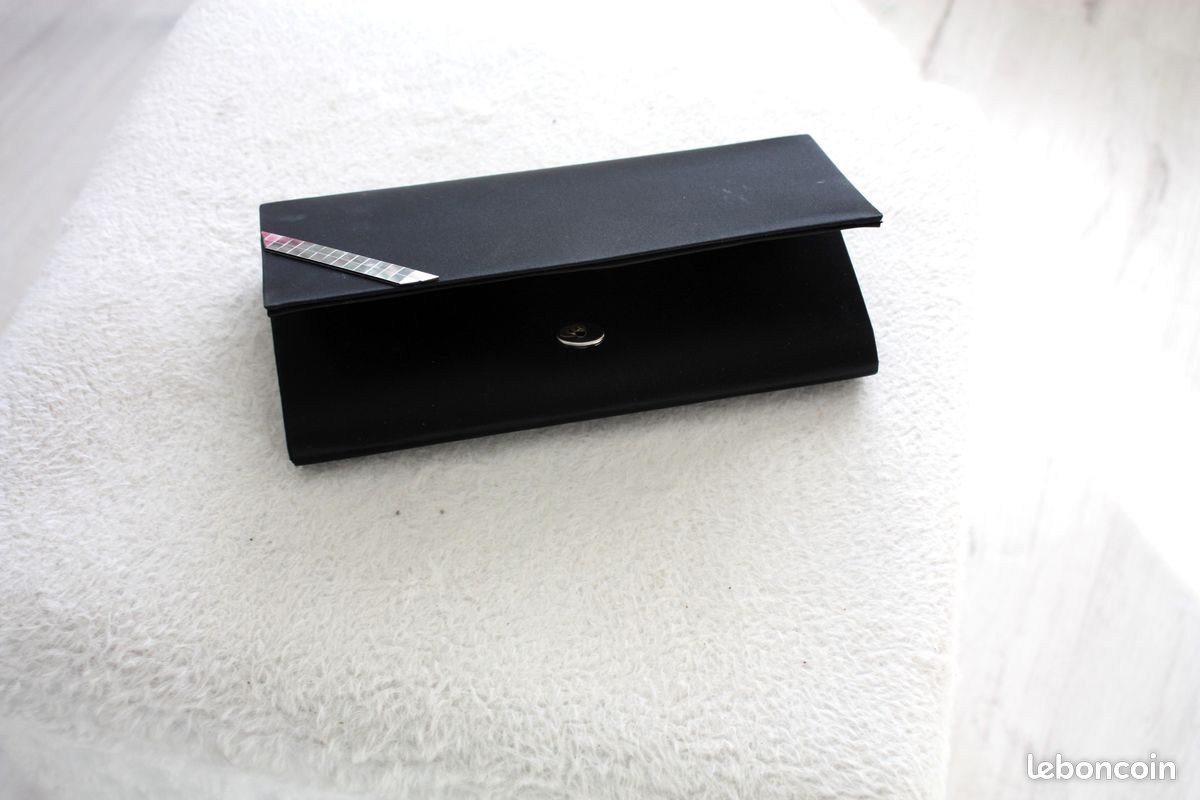 Pochette noire neuve satinée fêtes (image 4)