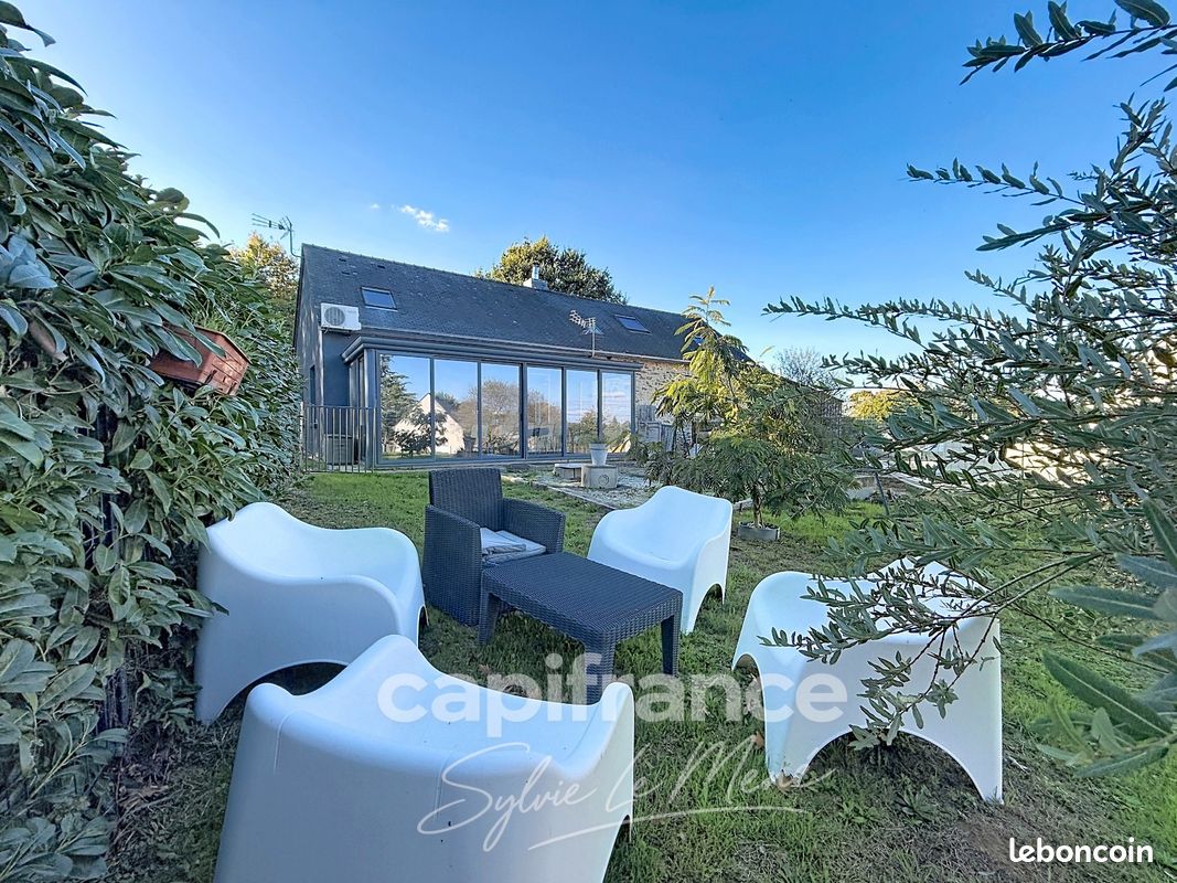 Maison 6 pièces 137 m² · à Noyal-Pontivy · 137 m² · 217 000 €