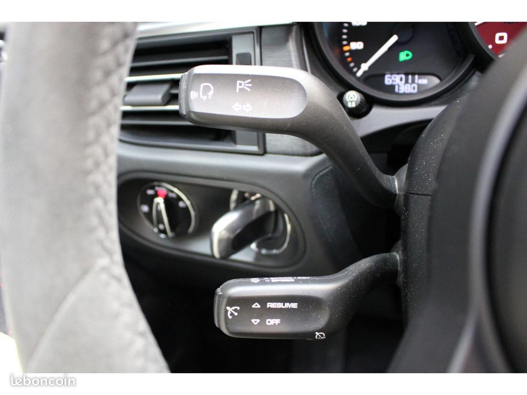 PORSCHE MACAN GTS 2020 - 380ch - BV PDK - Porsche approved (image 36)