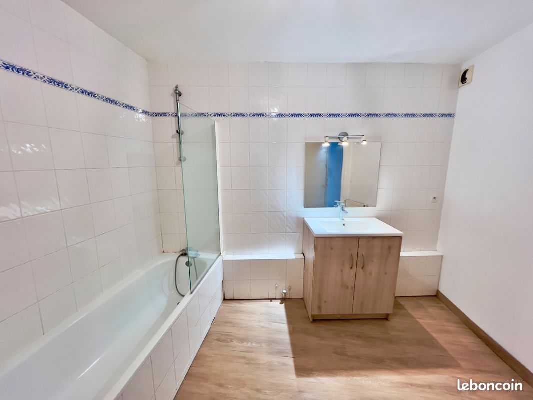 Appartement 3 pièces 100 m² · à Pamiers · 100 m² · 830 €/mois