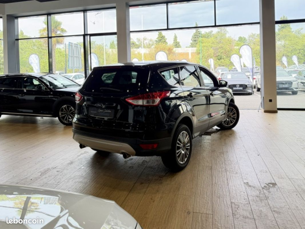 FORD KUGA 2.0 TDCi 140 FAP 4x4 Titanium Powershift A (image 4)