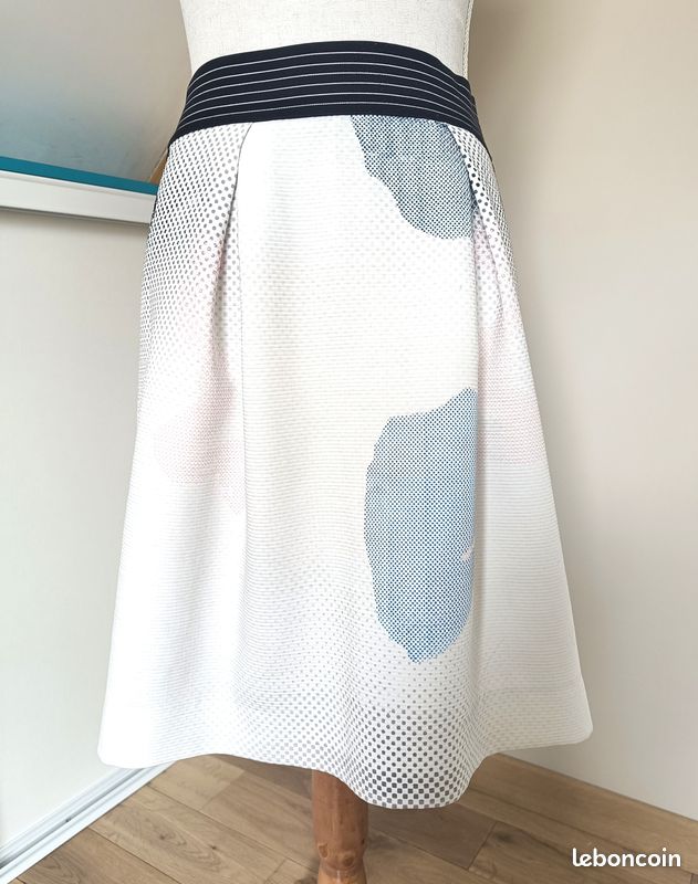 Robe à découpes modèle ATETE Taille 38  Cop Copine Neuve