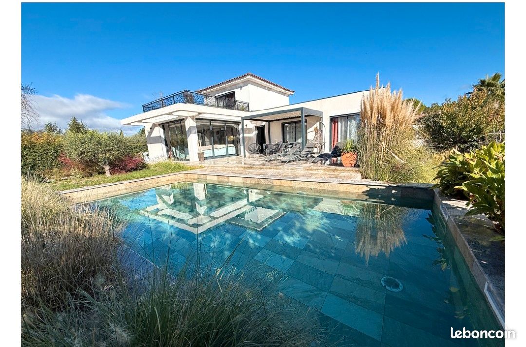 Maison 5 pièces 130 m² · à Pourrières · 130 m² · 735 000 €