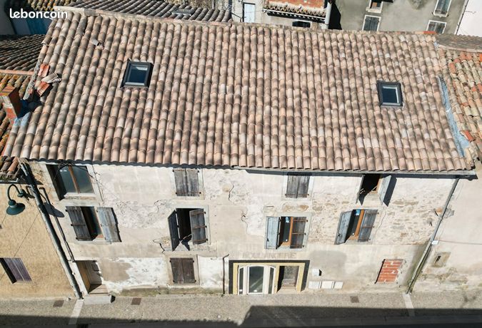 Maison 8 pièces 300 m²