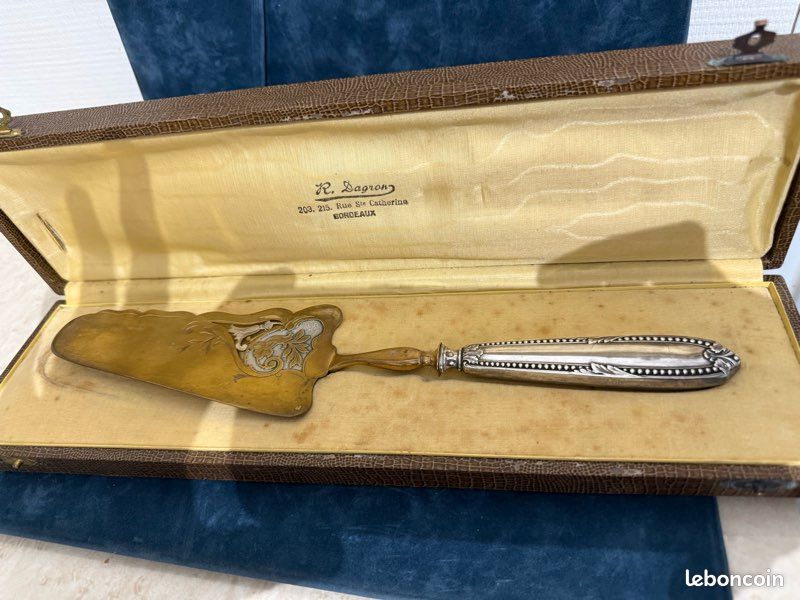Coffret Pelle De Service Gateau Dessert Tarte Metal Argenté Art